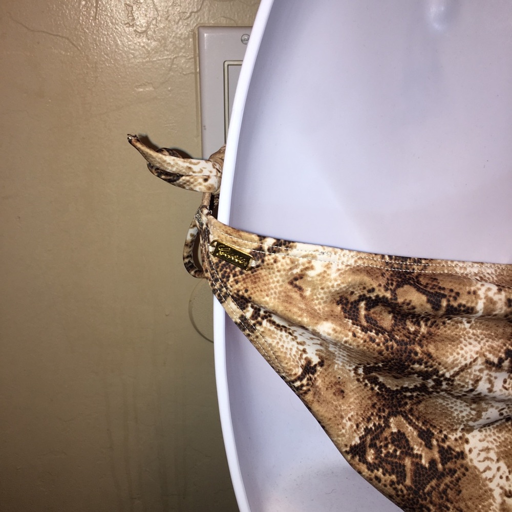 Guess USA Swimsuit - Picture 5 of 5